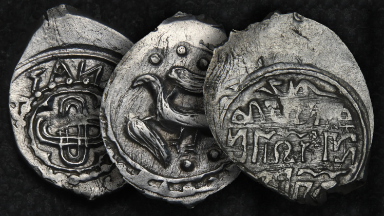 2,600 silver coins found in outskirts of Moscow may have been buried by a medieval plague victim 2,600 silver coins found in outskirts of Moscow may have been buried by a medieval plague victim