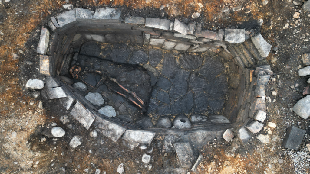Body found at bottom of Scottish well may be from rare ritual burial performed centuries ago Body found at bottom of Scottish well may be from rare ritual burial performed centuries ago