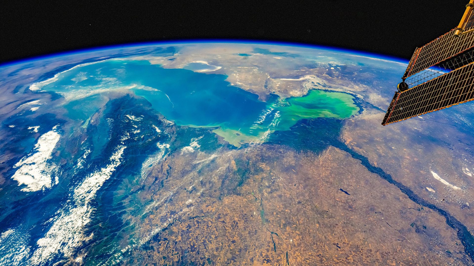 ‘We’re rapidly running out of time’: 7 of Earth’s 9 life support systems already breached, and the situation is getting worse, report warns ‘We’re rapidly running out of time’: 7 of Earth’s 9 life support systems already breached, and the situation is getting worse, report warns