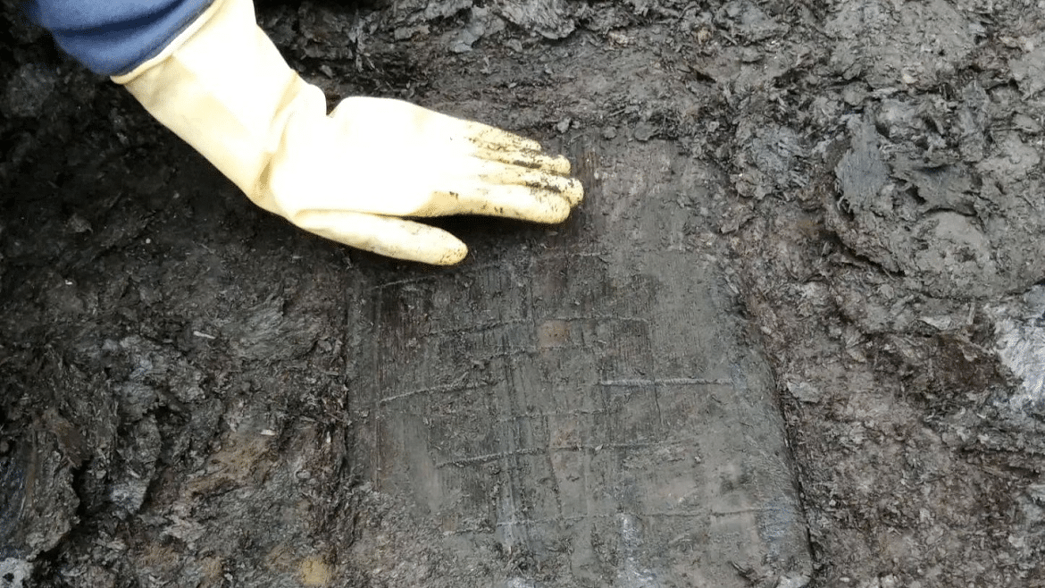 11th-century ‘pizza peel’ discovered in Russia doubled as a medieval game board 11th-century ‘pizza peel’ discovered in Russia doubled as a medieval game board